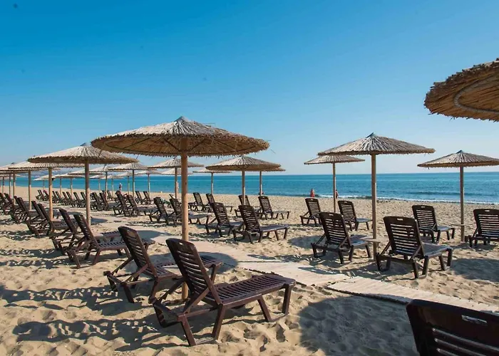 Marina White Sands 酒店 奥布佐尔